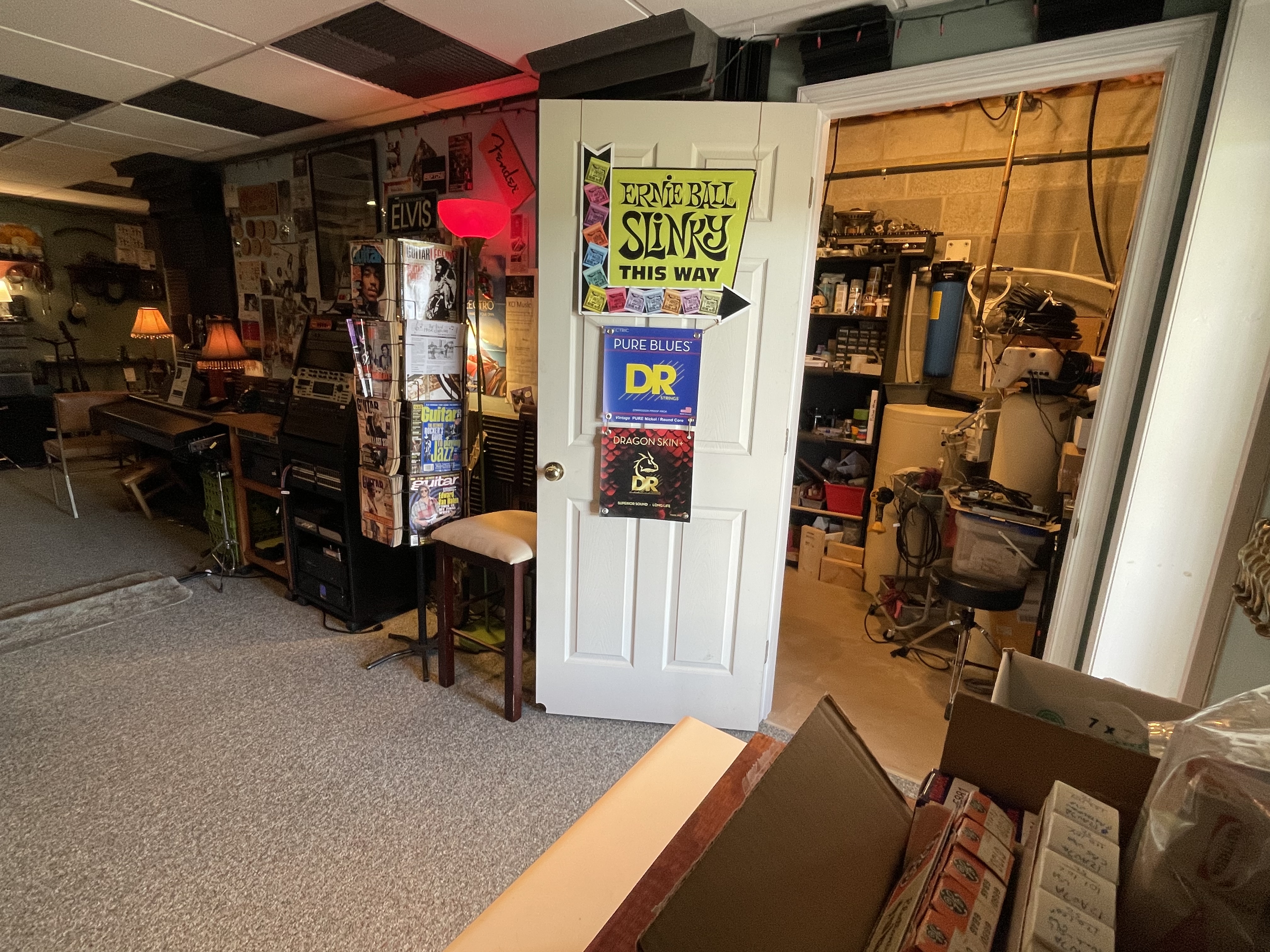 Shop door at HiFi-by-TY